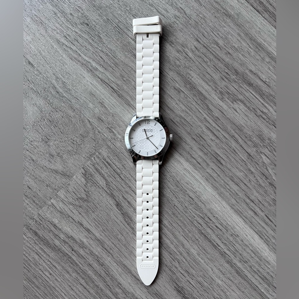 White and silver COACH watch - Picture 3 of 3
